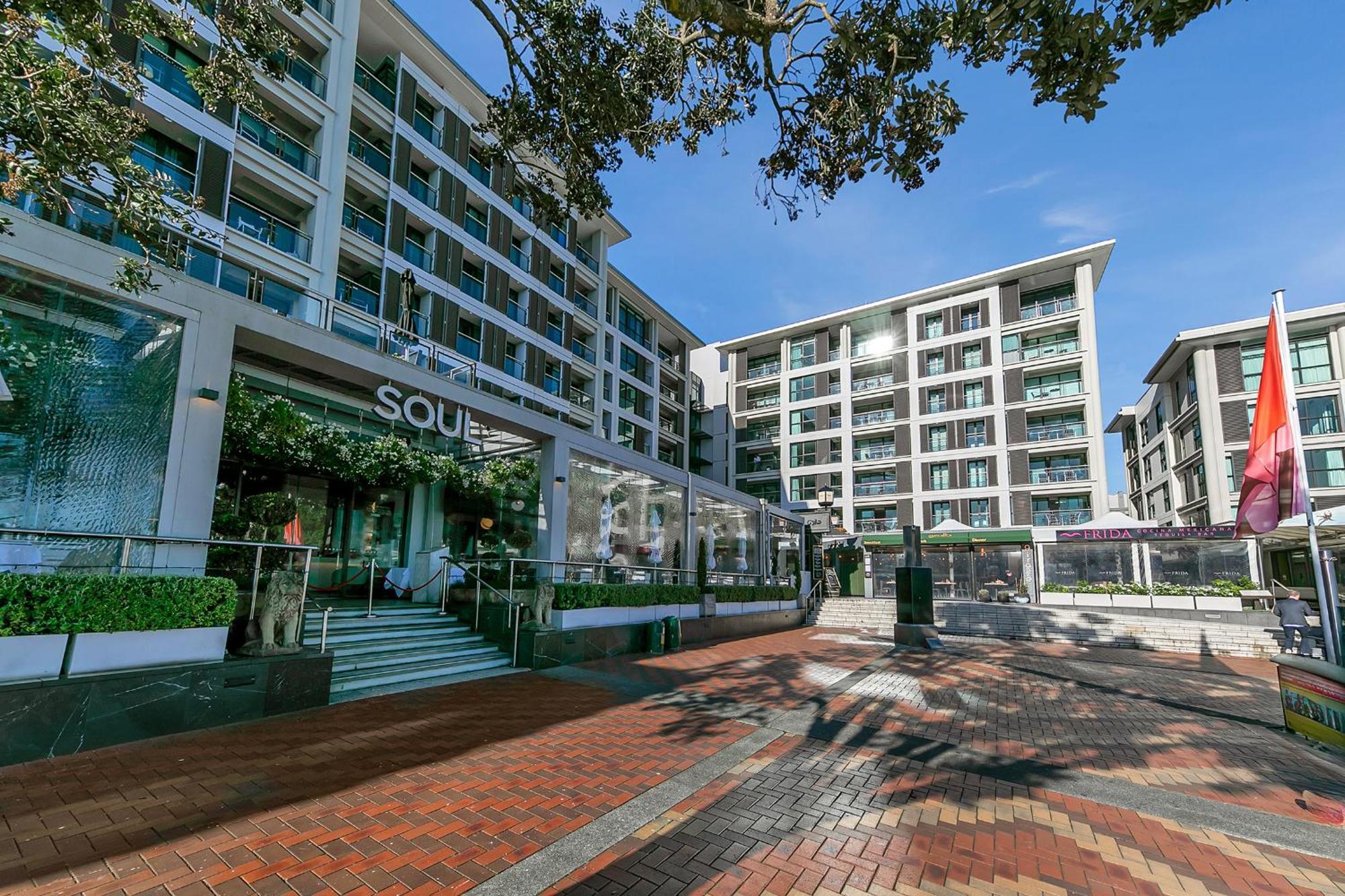 Exquisite Sun Soaked Corner Apartment โอ๊คแลนด์ ภายนอก รูปภาพ
